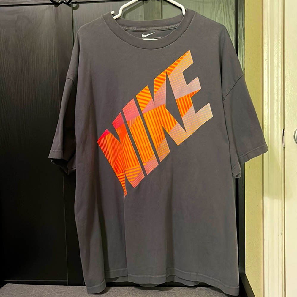 Nike T-shirt